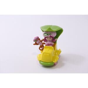 Kenner Strawberry Shortcake Raspberry Tart and Rhubarb in a Car ~ 251227-WH 1325